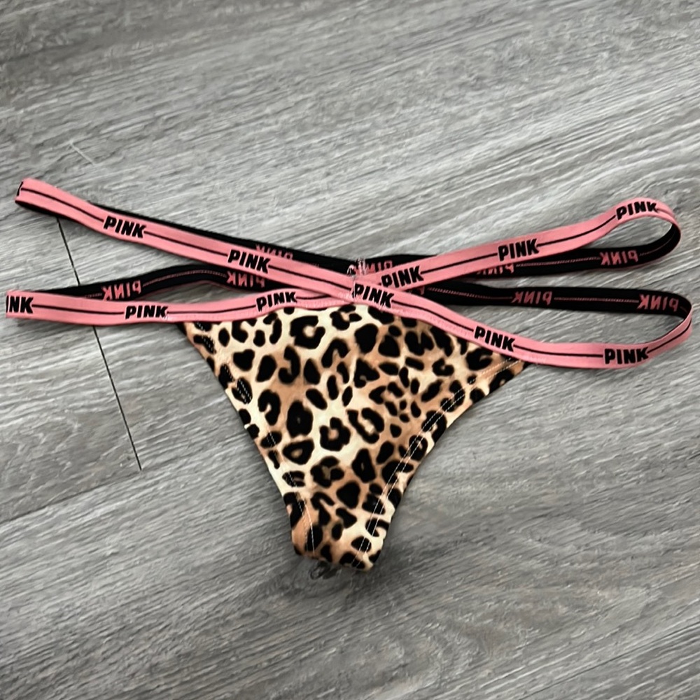 New w/tag. Victoria Secret Large.